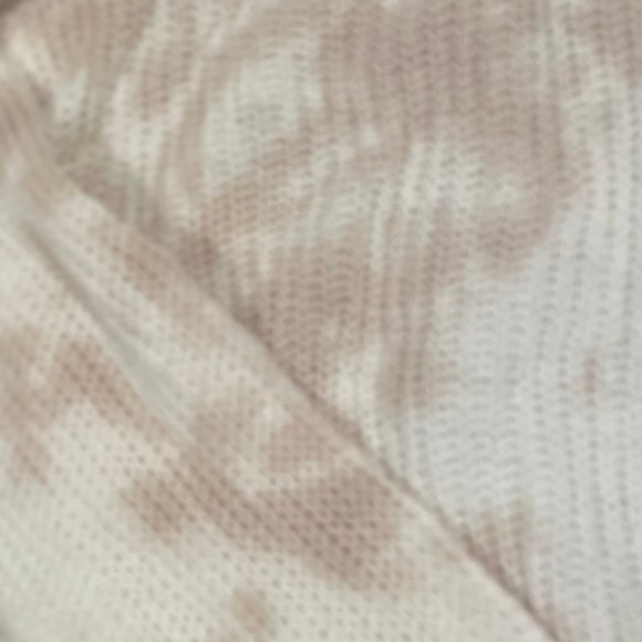 Sweater, Size Large - Picture 3 of 6